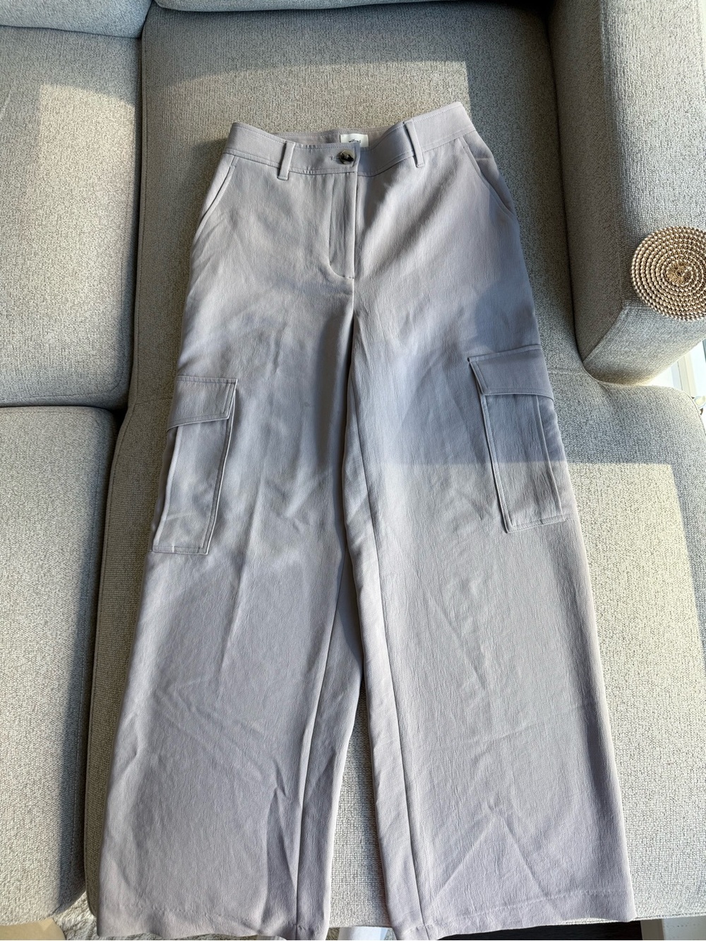 Wilfred Light Gray Wide-Leg Cargo Pants